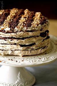 Hazelnut Meringue Gateau Noisette - Image